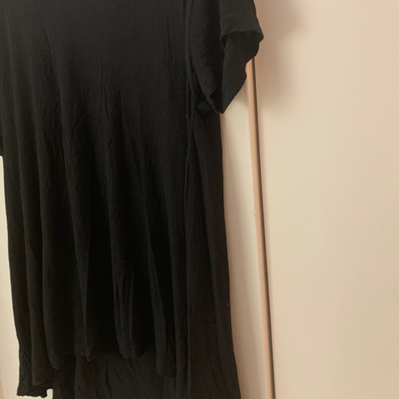 Black A-Line Flowy Round Neck T-Shirt - Picture 3 of 7